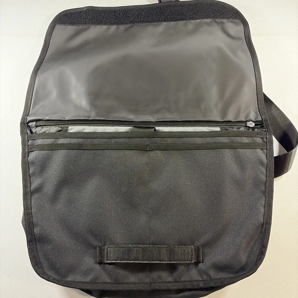Timbuk2 Catapult Sling Messenger Bag Eco Jet Black Dell Logo Small